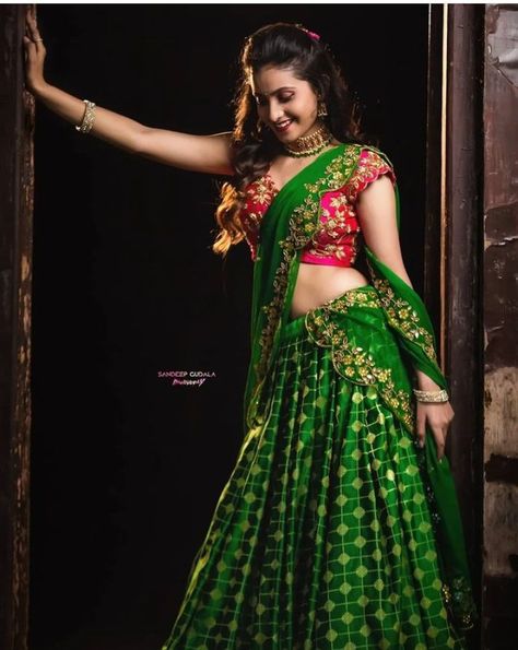 Dipika Pilli, Deepika Pilli, Telugu Culture, Cute Photo Poses, Bengali Bridal Makeup, Jennifer Winget, Indian Actress Hot Pics, Hot Pics, Beautiful Smile Women