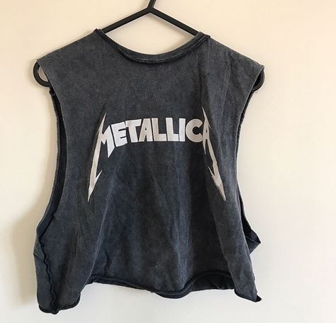 Metallica Crop Top, Metallica Tank Top, Metallica Clothes, Metalica Shirt, Metallica Shirt Outfit, Metallica Outfit, Metallica Shirts, Band Shirt Outfits, Metallica Band