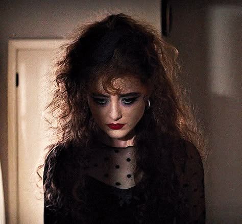 LISA FRANKENSTEIN (2024) Dir. Zelda Williams Lisa Frankenstein Gif, Lisa Frankenstein Pfp, Lisa Frankenstein Outfits, Lisa Frankenstein, Zelda Williams, Gothic Hippie, Dark Princess, Kathryn Newton, Pumpkin Queen