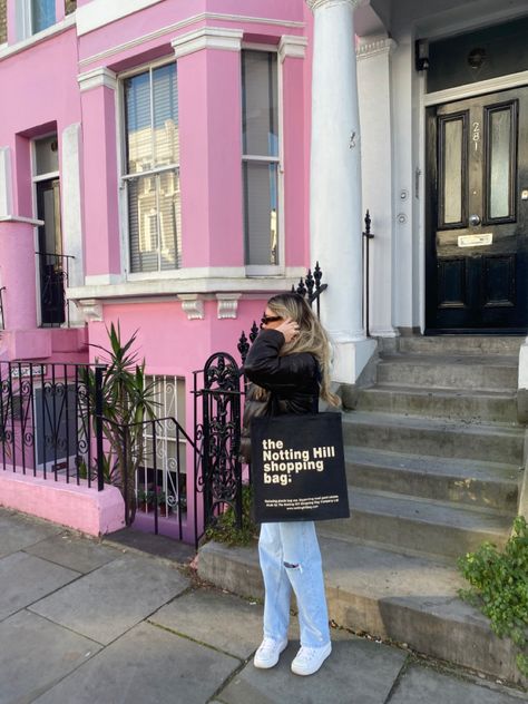 London Boy, London Dreams, London Baby, London Aesthetic, London Pictures, Visiting England, Pink House, London Town, London Calling