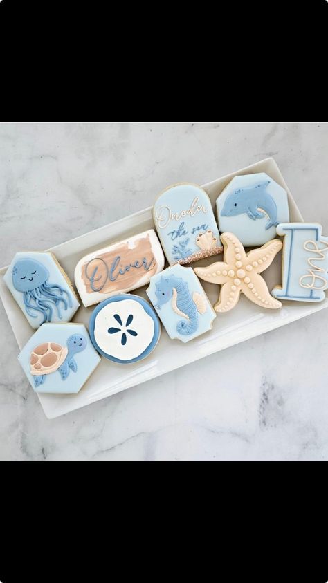 Buttercream Cookies, Icing Cookies, Birthday Cookies, Royal Icing Cookies, Decorated Cookies, Royal Icing, Butter Cream, Bridal Shower, Shower