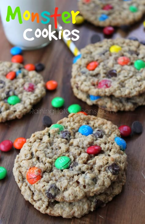 Monster Cookies Recipe Mm Cookies, Chewy Oatmeal Cookies Recipe, Ultimate Cookie Recipe, Soft Oatmeal Cookies, Cookies Monster, Monster Cookies Recipe, Best Oatmeal Cookies, Monster Cookie, Oatmeal Cookies Chewy