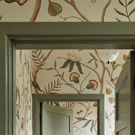 Lewis And Wood Wallpaper, Wallpaper Cloakroom, Edward Bulmer, Ivory Wallpaper, Fabric Library, Painted Trim, Bridge House, Wallpaper Paint, Green Photography