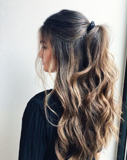 Half Up Wavy Hair, Mushroom Brown Balayage, Day 2 Hair, Second Day Hair, Hair Everyday, Mushroom Brown, Second Day Hairstyles, Brown Balayage, Work Hairstyles