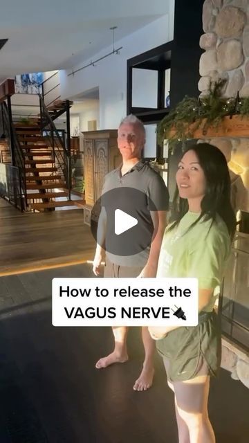 Saludea™️ - Official on Instagram: "Drop ❤️ if you want more posts like this Great content by @humangarage. Follow HIM for more! . How to reset your vagus nerve   #therapy #selfcare #fascia #vagusnerve #nerve #nervepain #stretch #chiropractor #heal #pain #emotion #posture" Forward Head Posture Exercises, Full Body Massage Techniques, Neck And Shoulder Muscles, Qigong Exercises, Forward Head Posture, Nerve Health, Workout Routine For Men, Nerve Pain Relief, Sciatic Nerve Pain