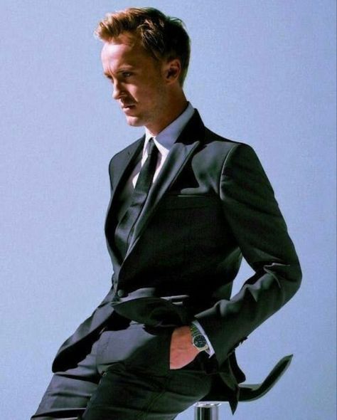 Tom Felton Photoshoot, Tom Felton Harry Potter, Harry Potter Toms, Drako Malfoy, Hp Movies, Draco Malfoy Hot, Draco Malfoy Imagines, Draco Malfoy Aesthetic, Tom Felton Draco Malfoy