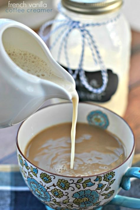 French Vanilla Coffee Creamer, made at home using only 3 ingredients! Homemade Coffee Creamer With Almond Milk, Almond Milk Coffee Creamer, French Vanilla Coffee Creamer, Homemade Creamer, Diy Almond Milk, Homemade Coffee Creamer Recipe, Almond Milk Coffee, French Vanilla Creamer, Vanilla Coffee Creamer