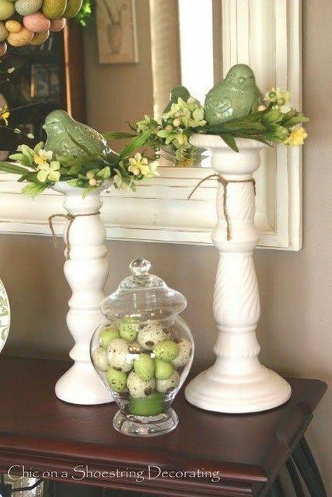 Upcycled Candle Holders, Candle Upcycle, Summer Mantle, Decoration Shabby, Cottage Shabby Chic, Spring Summer Decor, Upcycled Home Decor, Mantel Decor, Spring Easter Decor