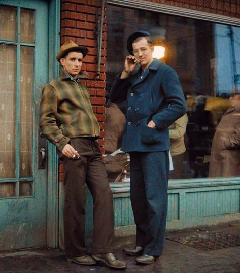 Worker Outfit Men, 1940s Fashion Menswear, Rakish Style, Workwear Fashion Men, 1940s Photography, 1940s Mens Fashion, 50s Clothing, Menswear Casual, 50s Outfits