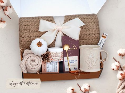 Hygge Gift Basket, Thanksgiving Baskets, Gift Basket For Women, Self Care Basket, Fall Gift Baskets, Basket Blanket, Gift Baskets For Him, Care Basket, Hygge Gifts