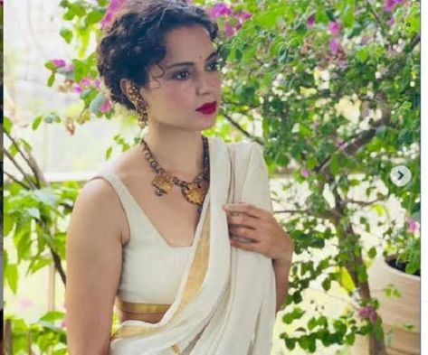 White And Gold Saree, White Sari, Onam Outfits, Kasavu Saree, Golden Saree, Designer Sarees Wedding, Kerala Saree, Kangana Ranaut, Fashionable Saree Blouse Designs