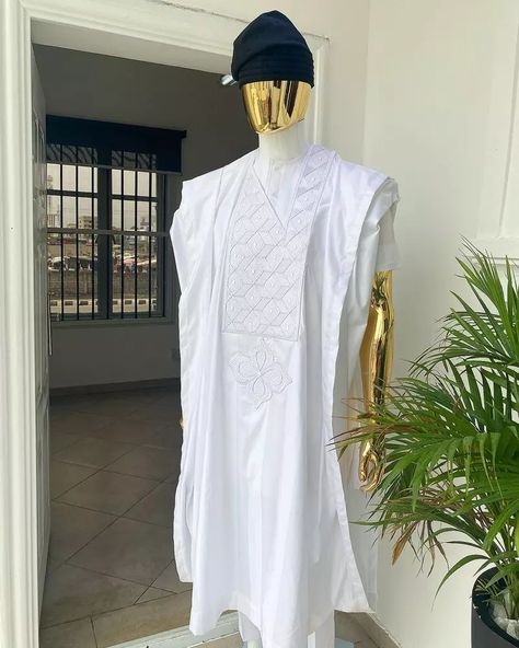 White Agbada Designs For Men, White Agbada Styles Men, Agbada Styles Men Wedding, White Agbada Designs, Agbada Styles Men, Agbada Designs For Men, White Agbada, Nikkah Outfit, Square Pattern Design