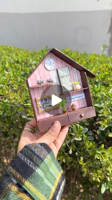 Rupal singh on Instagram: "Wall decor using Cardboard | Wall decorations |   @mansi.s_handmade @kuch_creativity @_creative_mamma @itspriyanjalisingh   #walldecor #handmade #diy #budgetfriendly #gift #creativecraft #trashtotreasure #bestoutofwaste #miniatureart #instagram #reelitfeelit" Diy Wall Decor Using Cardboard, Cardboard Wall Decor Diy, Cardboard Crafts Decoration, Cardboard Wall, Instagram Wall, Best Out Of Waste, Diy Paper Crafts Decoration, Trash To Treasure, March 3