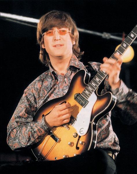 John and his Epiphone Casino Epiphone Casino, Beatles Rare, Beatles Guitar, Beatles Memorabilia, Paperback Writer, Ed Sullivan Show, Pattie Boyd, Famous Guitars, Epiphone Guitars