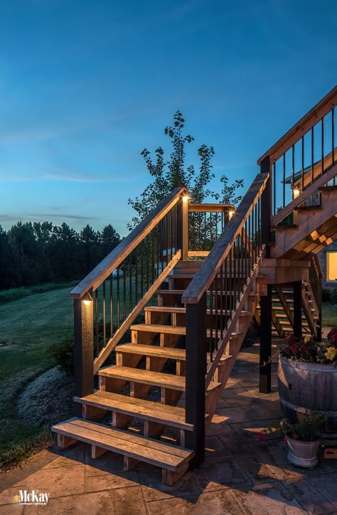 Deck Stair Post Lights - McKay Landscape Lighting Omaha Nebraska Wood Deck Lighting, Deck Stairs Lighting, Open Deck Stairs, Deck Lighting Ideas Railing, Outdoor Deck Lighting Ideas, Decking Lights, Deck Lighting Ideas, External Stairs, Trex Deck Lighting