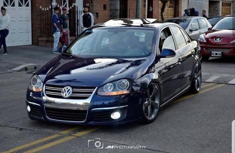 Bora Vw Tuning, Vw Bora Tuning, Mk5 Jetta, Vw Tdi, Volkswagen Golf Mk1, Golf Stance, Jetta Mk5, Jetta A2, Car Volkswagen