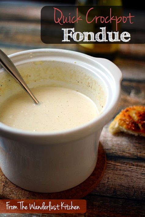 Quick Crockpot Fondue | from The Wanderlust Kitchen Fondue In A Crock Pot, Sharable Snacks, Crockpot Fondue, Cheese Fondue Recipe, Fondue Dinner, Fondue Night, Fondue Recipes Cheese, Fondue Recipe, Fondue Party