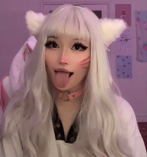 #egirl #gamer #gameroom #gamergirl #aesthetic #catheadphone #catgirl #kawaii #sanriocore #cosplay #ahri #leagueoflegends #kawaiimakeup #gothmakeup #pastel #dva Kawaii X Emo, Egirl Costume, Gamer Girl Makeup, Gamergirl Aesthetic, Tounge Out Face, Anime Tounge Out Face, Makeup Egirl, Dog Makeup, Goth Make Up