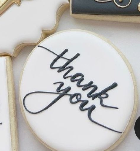 Thank You Royal Icing Cookies, Thank You Sugar Cookies Royal Icing, Grand Opening Cookies, Thank You Sugar Cookies, Thank You Cookies Decorated, Teacher Cookies, Royal Cookies, Idea Cake, Thank You Cookies