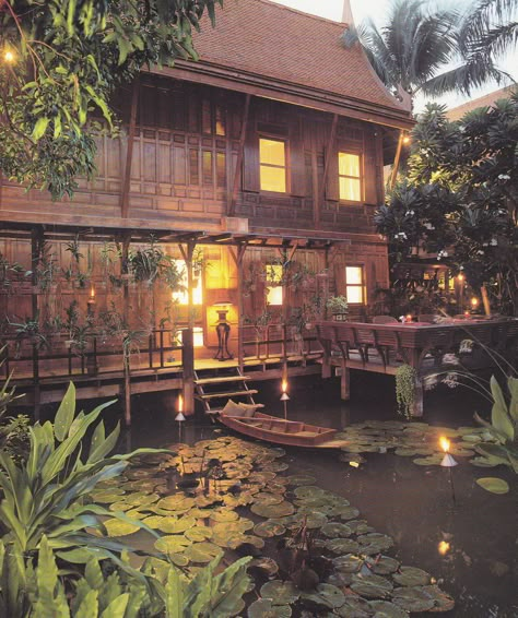 Thai House Traditional, Thai Houses, Thailand House, Thai House Design, Thai Garden, Filipino House, Japanese Elements, Garden Concept, Filipino Architecture