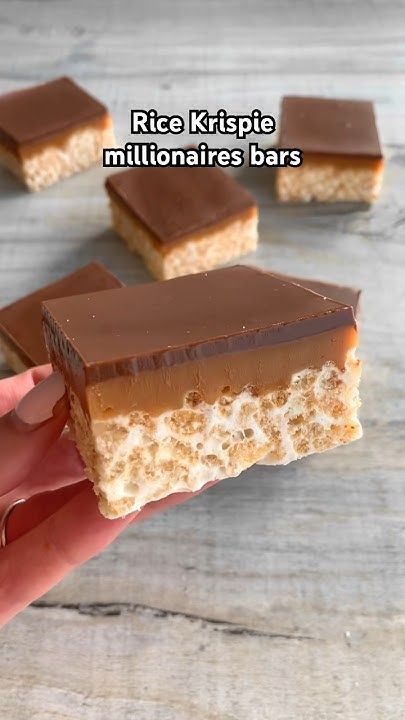 How to make rice krispie millionaires 😍 #recipe #chocolate #caramel Millionaire Rice Krispies, Rice Krispie With Chocolate, Millionaire Rice Krispie Treats, Rice Krispie Millionaire Bars, How To Make Rice Crispy Treats, Millionaires Bars, Marshmallow Rice Crispy Treats, Rice Crispy Treats Recipe Original, Chocolate Rice Krispie Cakes