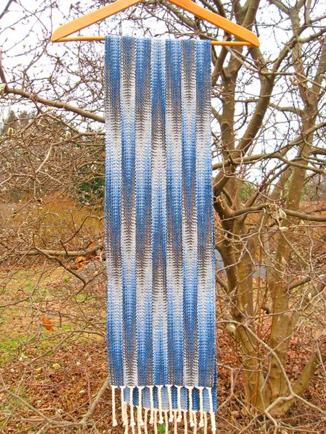 Ikat-Inspired Twills Revisited | EVA STOSSEL'S WEAVING BLOG Ikat Technique, Painted Warp, Rigid Heddle Weaving Patterns, Fabric Images, Diy Tie Dye Techniques, Rigid Heddle Weaving, Weaving Drafts, Tie Dye Techniques, Weaving Designs