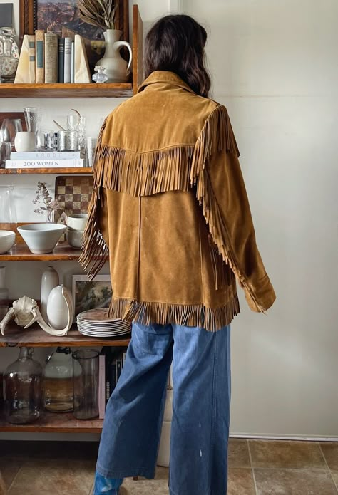 Minimal Western Style, Italy Clothes, Cowgirl Era, Thrift Board, Cabin Weekend, Learning Crafts, Texas Western, Midnight Cowboy, Jacket Outfit Women