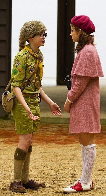 Wes Anderson Outfits, Moonrise Kingdom Costume, Suzy Bishop, Wes Anderson Characters, Date Night Movies, Wes Anderson Style, Wes Anderson Movies, Wes Anderson Films, Moonrise Kingdom