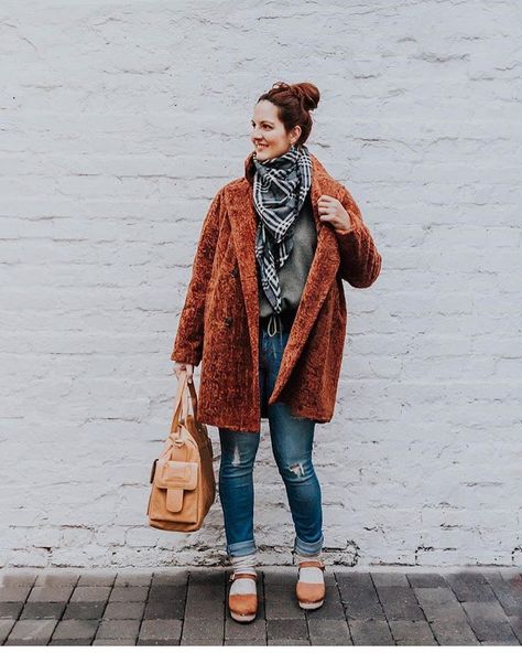 1,417 Likes, 12 Comments - Lotta From Stockholm Clogs (@lottafromstockholm) on Instagram: “Love everything about this outfit ! 📷 @celine_audetourdunchemin . 👡 Highwood Brown Oiled .…” Lotta From Stockholm Outfit, Outfits With Clogs Winter, Lotta Clogs Outfit, Winter Clogs Outfit, Clogs With Socks Outfit, Clogs Outfit Winter, Clogs With Socks, Outfits With Clogs, Lotta Clogs