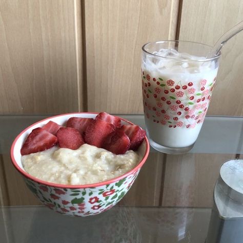 Vegan Oatmeal, Healthy Lifestyle Food, Healthy Food Motivation, Think Food, Idee Pasto Sano, Food Is Fuel, Food Obsession, Pretty Food, I Love Food