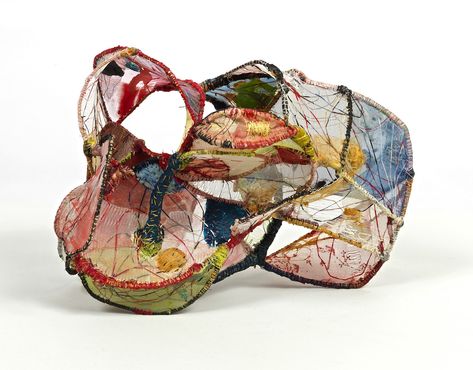 Aviva Alter Anatomical Heart Sculpture, Wire Sculpting, The Space Between Us, Soft Sculpture Art, Space Between Us, Fiber Sculpture, Textile Sculpture, Mixed Media Sculpture, Textile Fiber Art