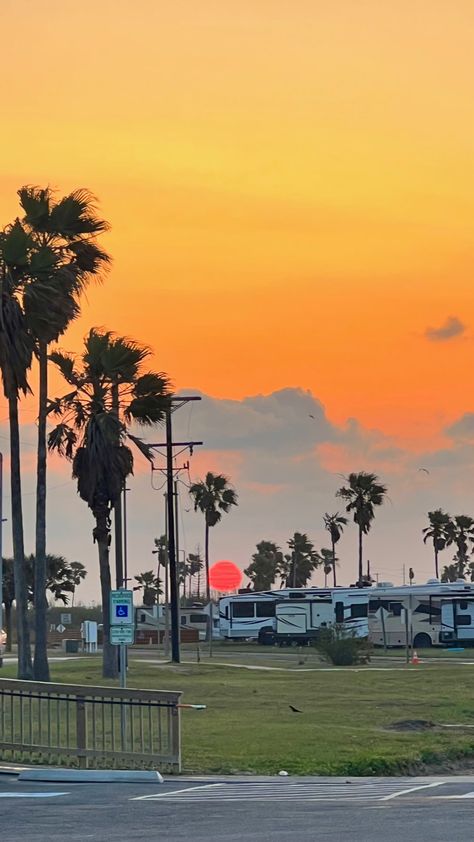 Sunset, Texas, south padre island, summer, aesthetic, summer aesthetic, sunsets, Texas sunsets South Padre Island Aesthetic, South Padre Island Texas, Padre Island Texas, Morgan Elizabeth, Texas Beaches, Where Are We Going, Summer Vision Board, Island Sunset, Summer Vision