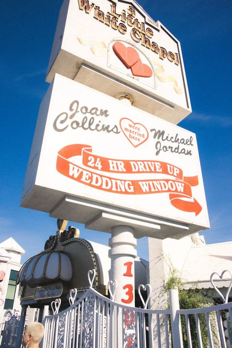 An Elvis Themed LAs Vegas Elopement - sierra & ColBY — STEFANIEMPHOTO Grand Canyon Tours, Wedding Window, Americana Aesthetic, Little White Chapel, White Chapel, Lana Del Rey Vinyl, Honeymoon Vacations, Vegas Elopement, Las Vegas Elopement