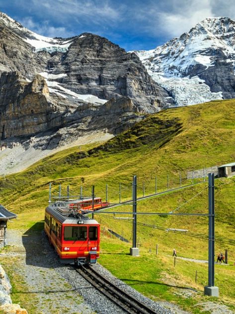 switzerland Jungfraujoch europe rail vacations Jungfraujoch Switzerland, Switzerland Mountains, Scenic Train Rides, On Top Of The World, Train Ride, Paper Snowflakes, Train Journey, European Tour, 3d Paper