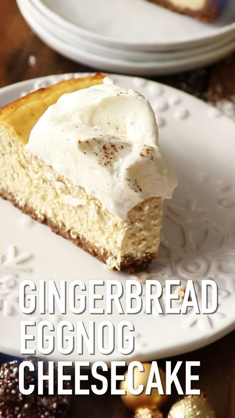 Cheesecake With Gingerbread Crust, Eggnog Treats, Gingerbread Crust, Cheesecake Christmas, Eggnog Cheesecake Recipe, Creamy Eggnog, Eggnog Cheesecake, Christmas Cheesecake, Banana Pudding Cheesecake