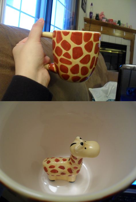 Giraffe mug...with a little giraffe inside! I just bought this :) oh you can get get these at pier 1! Giraffe Gifts For Adults, Giraffe Inside Mug, Giraffe Mug, Mary Margaret, A Giraffe, Cute Giraffe, Giraffe Print, Baby's Room, Cute Little Things