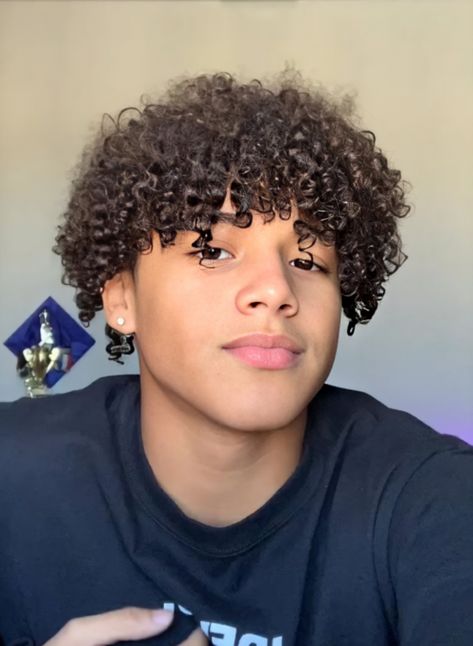 Cute Boys Curls Mixed, Cute Light Skin Boys With Curly Hair, Tan Boys With Curly Hair, Curly Hairstyles For Boys, Cute Boys Curls, Cute Guys With Curly Hair 14-16, Curly Headed Boys Mexican, Boys Curly Haircuts, Long Curly Hair Men