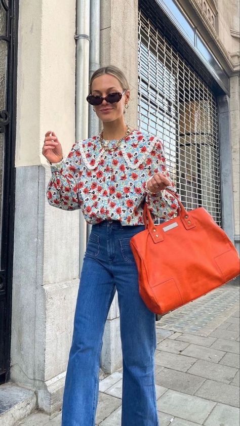 Colourful Outfits 2023, Tin Vcb, Tops With Bows, Spring Aesthetic Pictures, Easter Aesthetic, Outfit Ideas March, Artist Hue, Aesthetic Vision Board, Portuguese Style