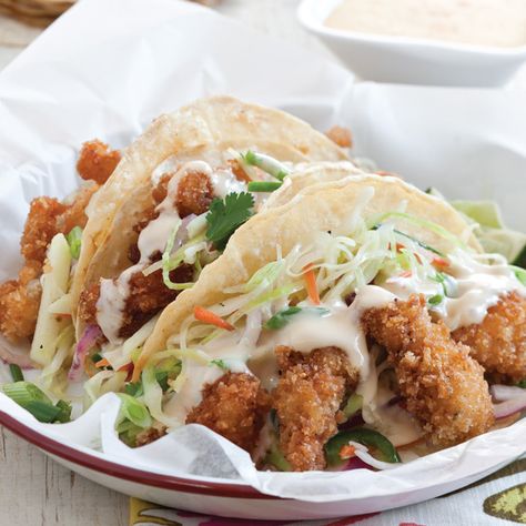 Crunchy Catfish Tacos with Chipotle Mayonnaise and Apple Slaw Catfish Tacos, Chipotle Mayonnaise, Catfish Recipes, Apple Slaw, Fried Catfish, Louisiana Recipes, Cole Slaw, Slaw Recipes, Taco Recipes