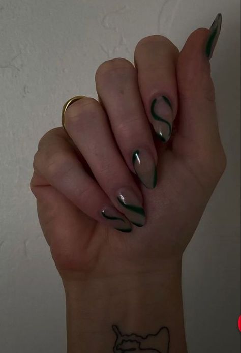 acrylic nail inspo Hoco Nails For Dark Green Dress, Green Dress With Nails, Nails For Green Hoco Dress, Hoco Nails For Emerald Green Dress, Nails Acrylic Green And Black, Nails To Go With Forest Green Dress, Emerald Green Nail Inspo Almond, Green Pattern Nails, Emerald Green Nails Almond Shape