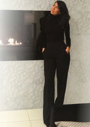 ☾@moonshineeeeee Black Dress Pants Outfits, Cute All Black Outfits, Black Work Outfit, Full Black Outfit, Casual Long Dresses, Black Attire, Looks Black, Professional Dresses, All Black Outfit