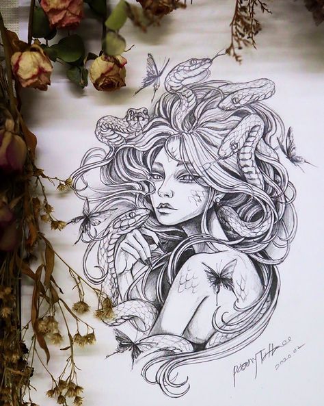 Witchy Medusa Tattoo, Feminine Medusa Tattoo, Dark Medusa Tattoo, Mp Tattoo, Medusa Design, Medusa Snake, Blade Tattoo, Traditional Tattoo Inspiration, Medusa Tattoo Design