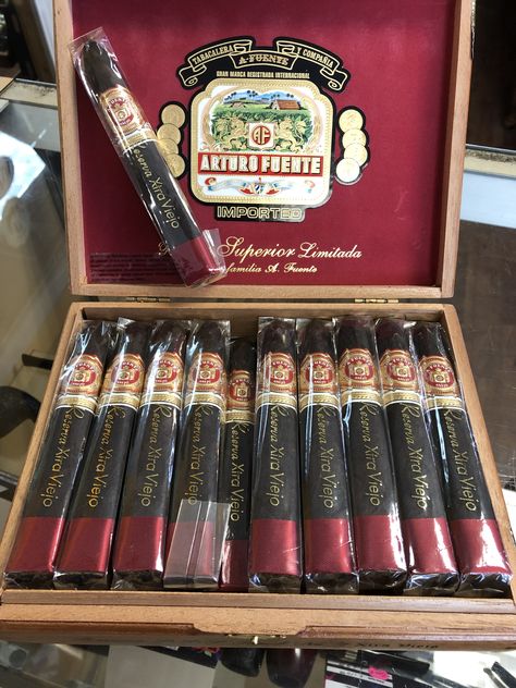 Arturo Fuente Cigars, Big Apple, Cigars, Amazing Stories, Holidays