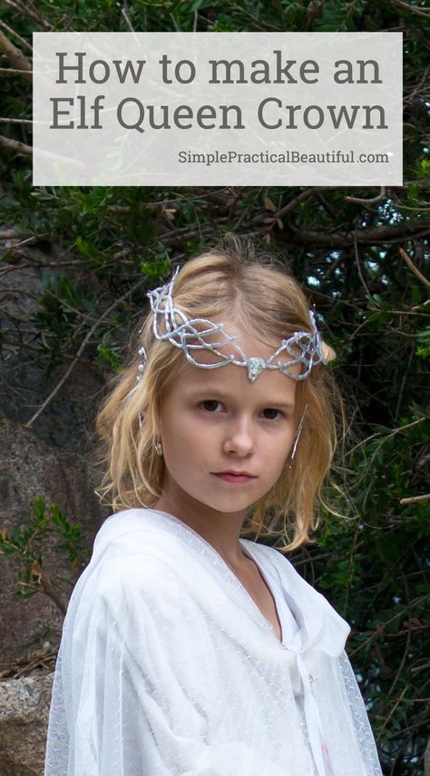 How to make a Galadriel crown with a glue gun that looks like silver | Halloween costume or cosplay | Elf costume crown | Lord of the Rings Galadriel Crown, Silver Halloween Costume, Galadriel Costume, Arwen Costume, Cosplay Elf, Elf Queen, Elf Crown, Hobbit Party, Lotr Costume