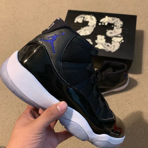 Deadstock Air Jordan 11 “Space Jam” 2016 Jordan 11 Space Jam, Jordan 11s, Jordan Black, Shoes Air, Cute Sneakers, Womens Jordans, Space Jam, Air Jordan 11, Jordan 11