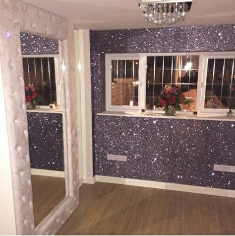 Glitter wall Glitter Bedroom, Glitter Room, Glitter Paint For Walls, Wall Painting Ideas, Glitter Wall, Glam Room, Wall Paint Designs, Glitter Paint, Makeup Room