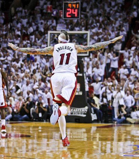 chris anderson Chris Andersen Birdman, Chris Birdman Andersen, Florida Sports Teams, Chris Andersen, Bird Man, Heat Basketball, Chris Anderson, Heat Fan, Basketball Highlights