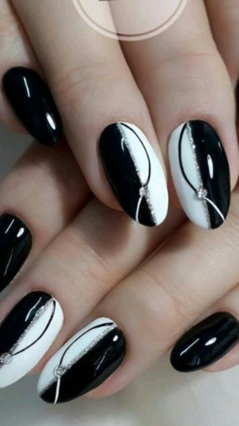 Black And White Nail, Fancy Nail Art, 2023 Nails, Nagellack Trends, Art Deco Nails, Manicure Nail Designs, Gel Nail Art Designs, Fancy Nails Designs, Beauty Nails Design