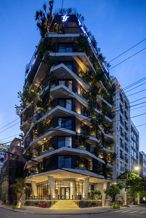 Gallery of Taiyo Service Apartments / Ho Khue Architects - 7 Eco Friendly Architecture, Cool Interior, Pritzker Prize, Open Concept Home, Public Architecture, Landscape And Urbanism, Chicago Architecture, Cultural Architecture, Education Architecture