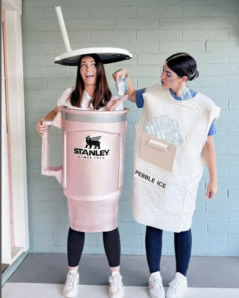 DIY Stanley Quencher Cup Stanley Cup Costume, Pebble Ice Maker, Pebble Ice, Twin Day, Halloween Coustumes, Clever Halloween Costumes, Halloween Buckets, Homemade Costumes, October Halloween